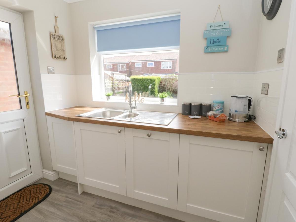 Rose Bungalow Whitby Dış mekan fotoğraf