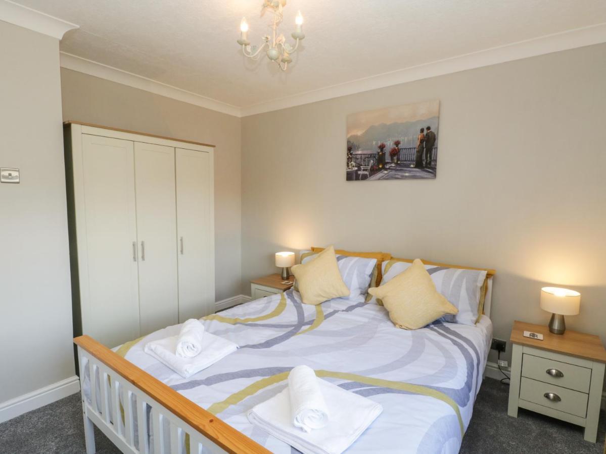 Rose Bungalow Whitby Dış mekan fotoğraf